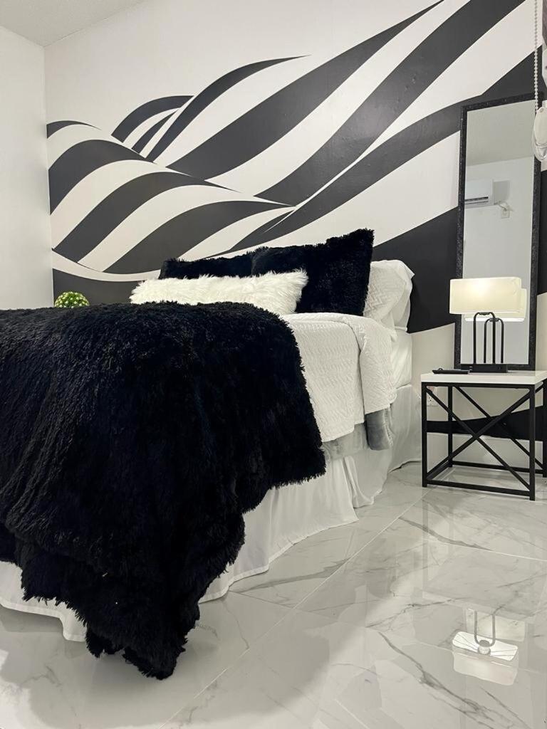 Cozy Studio, Prime Location, Remodeled, 1 Parking West Palm Beach Dış mekan fotoğraf