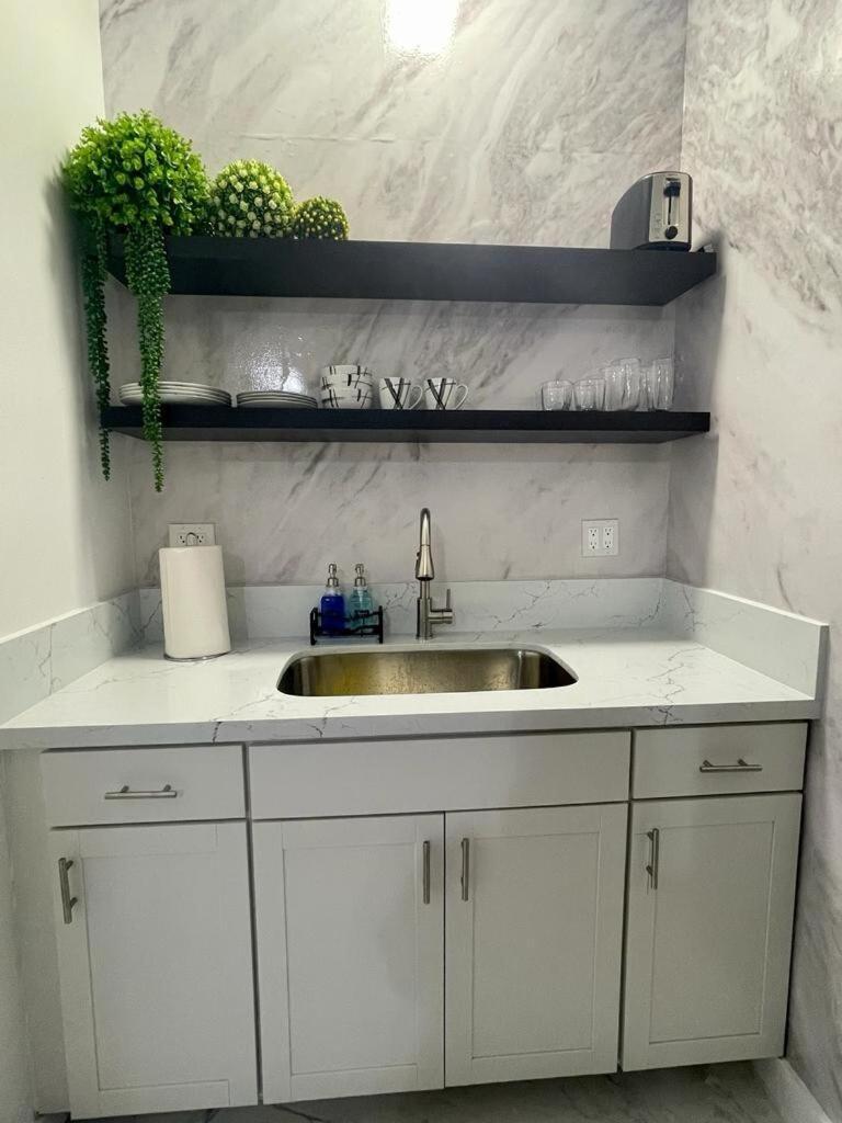 Cozy Studio, Prime Location, Remodeled, 1 Parking West Palm Beach Dış mekan fotoğraf